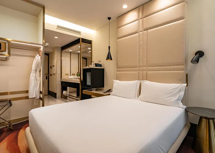 Madalena By The Beautique