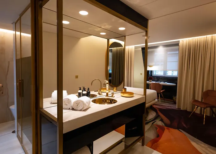 Madalena By The Beautique מלון